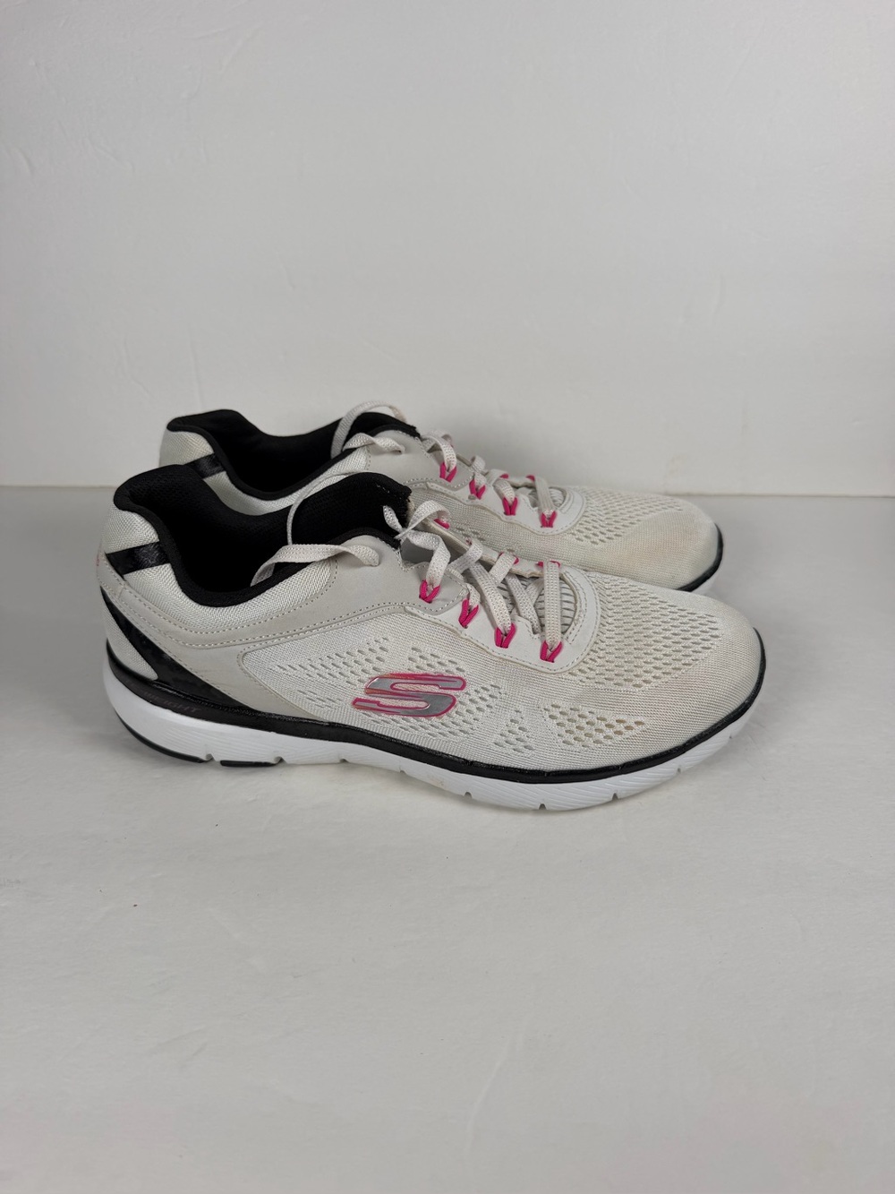Skechers Air-Cooled Memory Foam Athletic Sneakers Women’s 9 Off White Pink - Picture 2 of 15